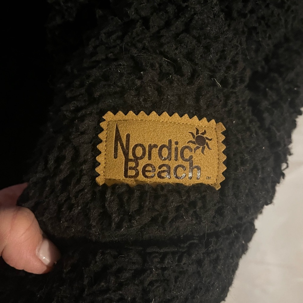Nordic Beach Original Black Licorice Wrap - Picture 7 of 8